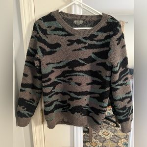 Green Camo Barefoot Dreams CozyChic Seaside Crew-Neck Pullover